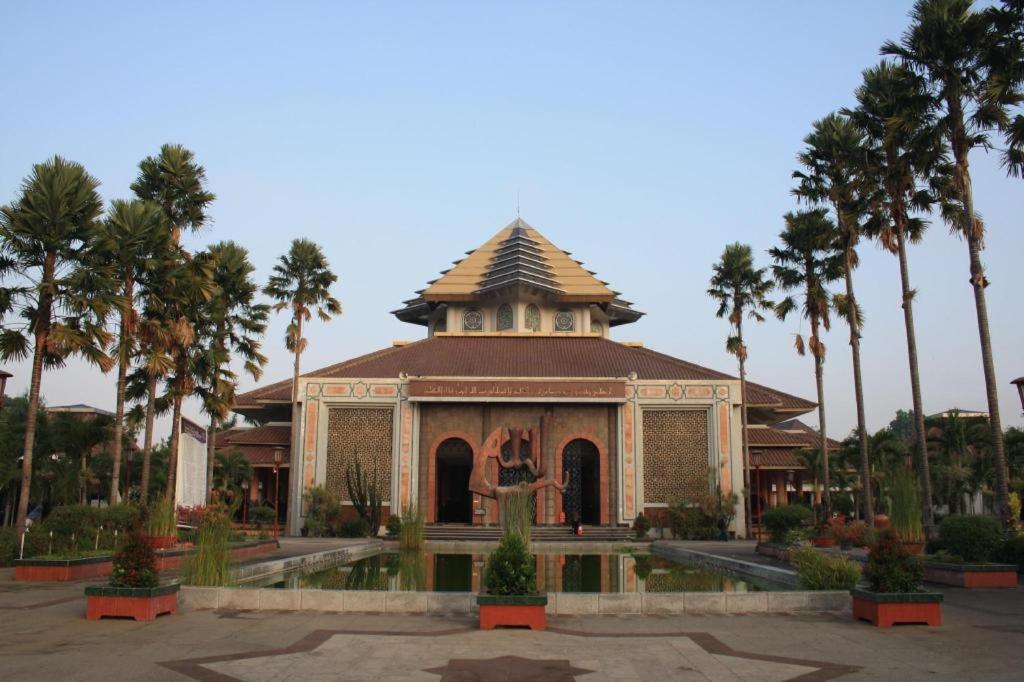 Masri Living By Daphna International Hotel Yogyakarta Kültér fotó